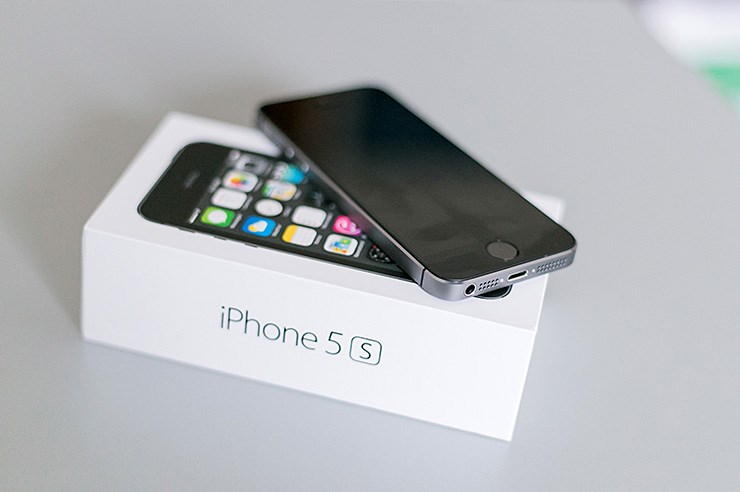 Apple iPhone 5S (2).jpg